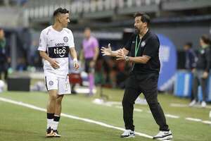 “Vitamina” Sánchez y el porqué de la apuesta por Romeo Benítez - Olimpia - ABC Color