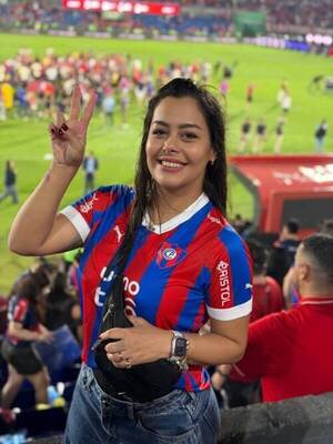 “Cecilio debería disminuir su agresividad y bajar 200 cambios”, he’í Larissa Riquelme