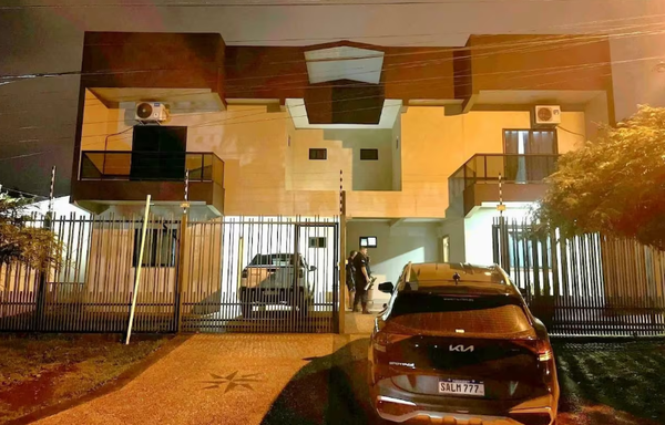 Falsos agentes de la SENAD simulan allanamiento para asaltar vivienda en Minga Guazú