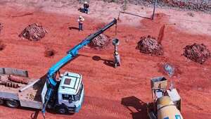 MOPC destaca avance de obra adjudicada a firma ligada al grupo Cartes vía Itaipú - Economía - ABC Color