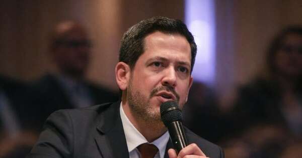 La Nación / Latorre advierte sobre tensiones en alianzas históricas y un mundo cada vez más multipolar