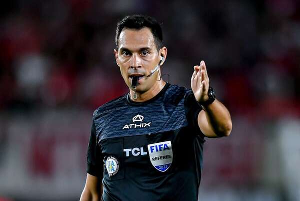 Argentina tendrá presencia récord de árbitros en el Mundial 2026 - Fútbol Internacional - ABC Color