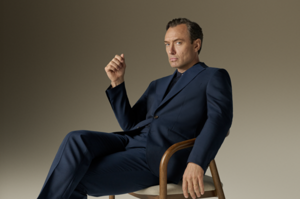 El actor Jude Law reinterpreta los trajes masculinos de Emidio Tucci - 5Días