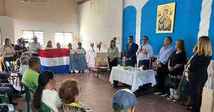 La Nación / Ministro de Desarrollo Social se reunió con representantes de Adultos Mayores