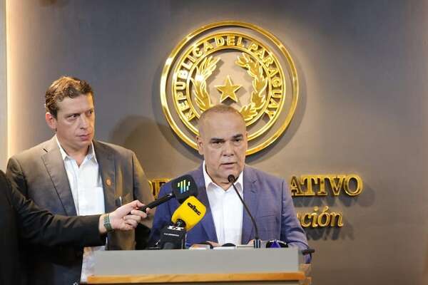 La sideral cifra que se gastaron en remuneraciones extras en 10 años - Economía - ABC Color