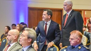 Latorre dice que Leite es libre de opinar y pide diálogo