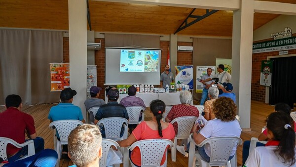 Capacitan a emprendedores para el Rally