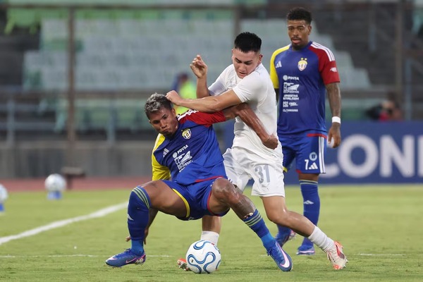 Dura derrota en Caracas: Libertad cayó 3-1 ante Universidad Central | Unicanal