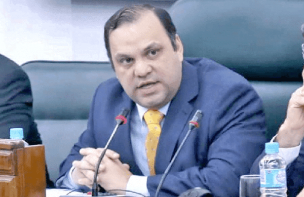 Varela dispara contra el Gobierno: “Hay decepción y un sistema de salud en crisis” - Noticiero Paraguay