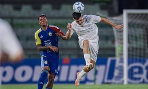 Libertad tuvo la pelota, pero no el gol y cayó por 3-1 contra Universidad Central de Venezuela - OviedoPress