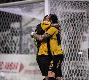 Duelo de realidades opuestas en la Ciudad Universitaria: El Cacique busca seguir de racha ante un Rayadito urgido