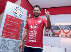 Leyenda vigente: Santiago Salcedo es el flamante refuerzo de Tacuary para buscar el ascenso