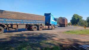 Camioneros dan tregua y liberan rutas a la espera de reunión clave con Dinatran - Nacionales - ABC Color