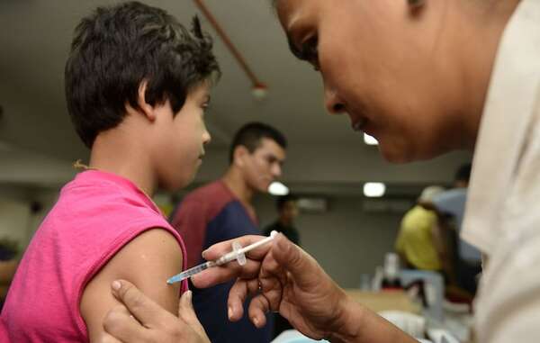 Influenza y neumococo: solo la fiebre es motivo para posponer la vacunación - Nacionales - ABC Color