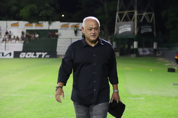 Popular / ¡Chiqui utilizó el guaraní para brindar indicaciones!