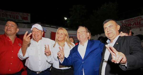 La Nación / Camilo mira octubre y recibe fuerte respaldo de los colorados de capital