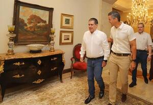 Cartes retomará la conducción de la ANR en dos semanas, afirma Bachi Núñez