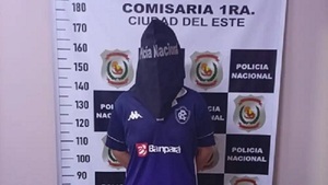 Joven cae de una ventana en CDE y su pareja es detenida