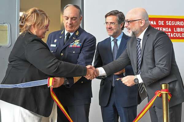 Uruguay inaugura “hub” tecnológico para defensa que beneficiaría también a Paraguay - Mundo - ABC Color