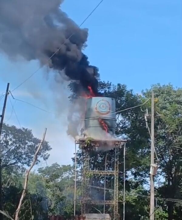 Incendio de tanque deja sin agua a comunidad rural - Concepción al Día