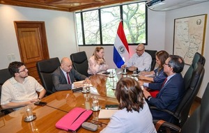 Salud y MEF coordinan acciones para fortalecer el sistema sanitario - ADN Digital