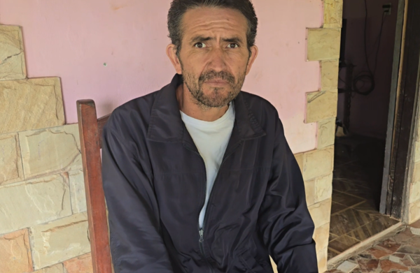 Sin identidad hace décadas: hombre afirma que fue abandonado y solicita una cédula | Unicanal