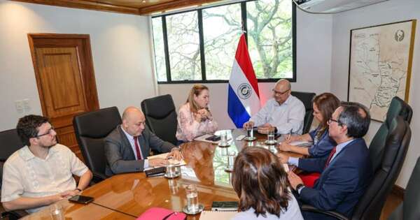 Diario HOY | Instituciones coordinan acciones para fortalecer el sistema sanitario