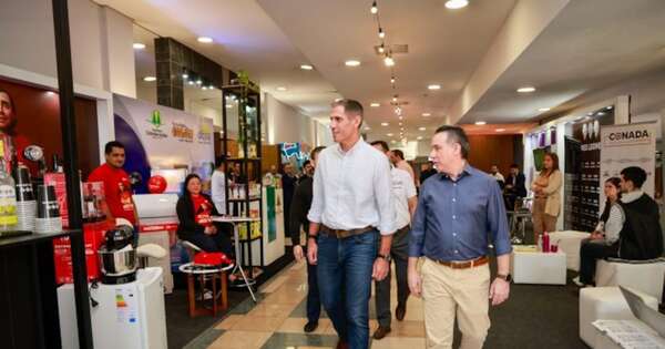 La Nación / Destacan a almaceneros como motor del consumo y apuestan a su digitalización