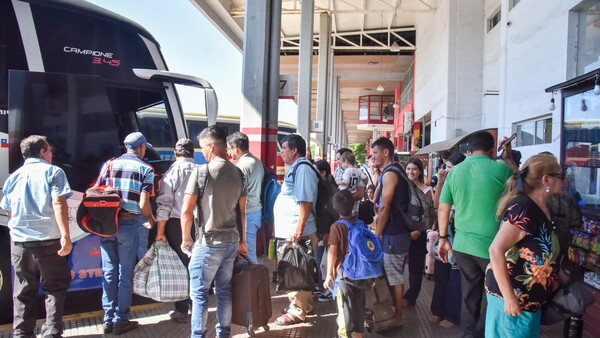 Dinatran anuncia inminente suba del 10% de los pasajes al interior