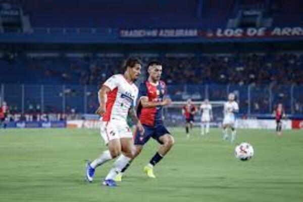 Bernay se reestrena al frente de Nacional ante un herido Cerro Porteño