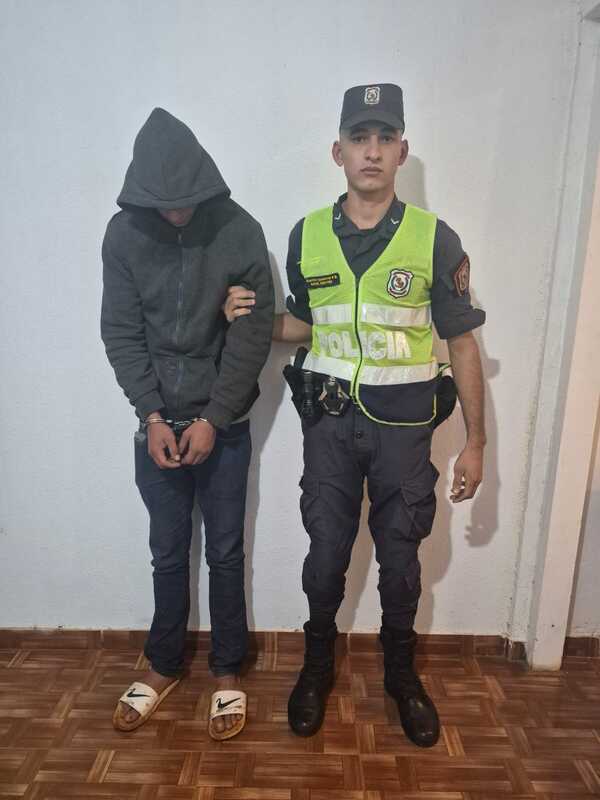 Violenta riña familiar en Hohenau: Joven detenido tras herir a su hermano con arma blanca