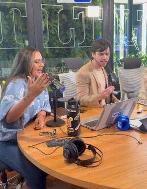 El viernes pintó karaoke de descontrol en La Tribu