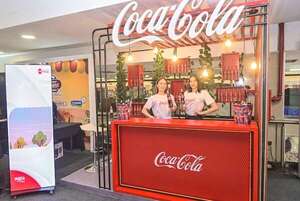 Coca-Cola Paresa acompañó la Expo Almaceneros y refuerza su compromiso con la economía local - Empresariales - ABC Color