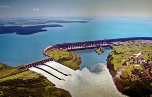 ITAIPU inyectó USD 107 millones al Estado en el primer trimestre para financiar obras y alimentación escolar