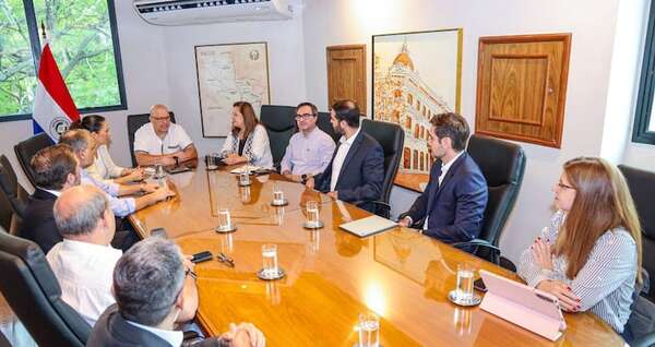 Nuevo titular del MEF se reunió con constructoras y prometió avanzar con cronograma de pagos - Economía - ABC Color