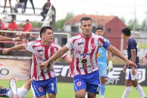 Agónica victoria del “Potro” - Fútbol de Intermedia - ABC Color