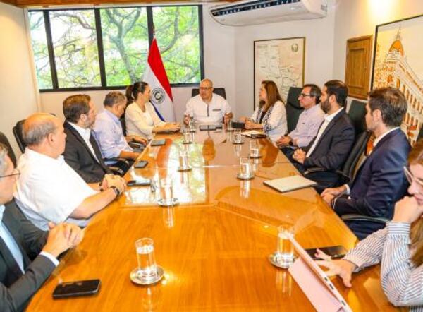 Gobierno busca destrabar millonaria deuda con constructoras y reactivar obras públicas