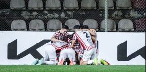 Popular / Tasẽ pa'ũme, los rayaditos celebraron su primera victoria