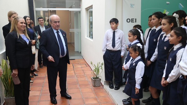 América Latina pierde inversión en educación desde la pandemia por covid-19, alerta la OEI