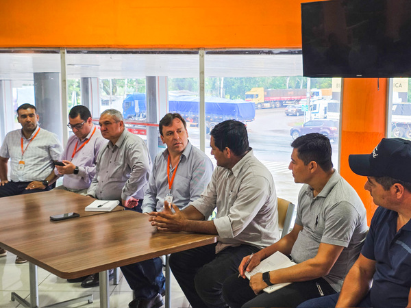 DINATRAN y transportistas de Guairá dialogan para fortalecer el sector - Amigo Camionero