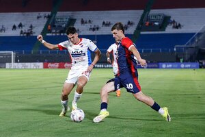 Cerro Porteño no puede ante un Nacional que aguantó con 9 jugadores en un polémico partido