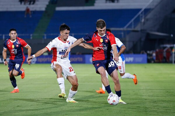 Cerro Porteño empata con Nacional en un partido con polémicas