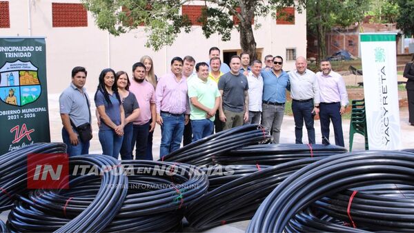 TRINIDAD RECIBE 5.000 METROS DE CAÑOS PARA AMPLIAR EL ACCESO A AGUA POTABLE