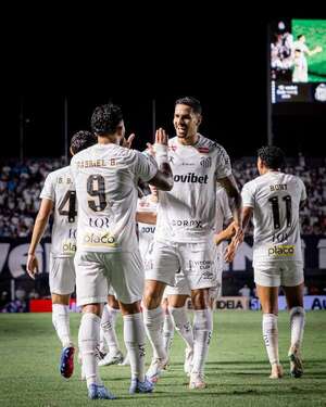 El Santos de Neymar vence al Mineiro en el Brasileirão - Fútbol Internacional - ABC Color