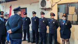 Video: En acto de juramento de nuevos bomberos cuestionan que Gobierno no les brinda fondos hace un año