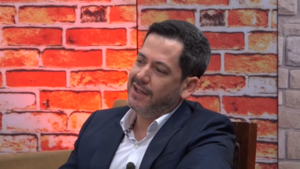 Latorre responde a si apoyaría a Nenecho para concejal