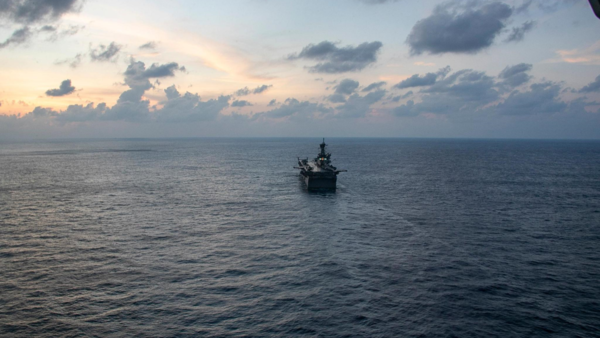 Desde el lunes, EEUU bloqueará imparcialmente el tráfico marítimo en los puertos iraníes