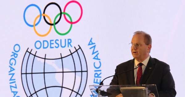 La Nación / Camilo Pérez renuncia a Odesur para dedicarse a su precandidatura