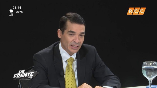 Video: De frente | Invitado: Prof. Dr. Nahen Reyes – Historiador venezolano radicado en Paraguay