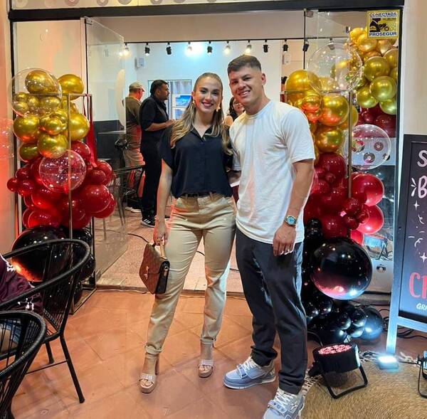 Bailarina contó que su “Cachorro” metió nuevo negocio ndaje